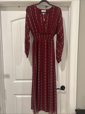 Hayden Maroon Patterned Maxi Dress / Size Small / Sheer Sleeves / V neck